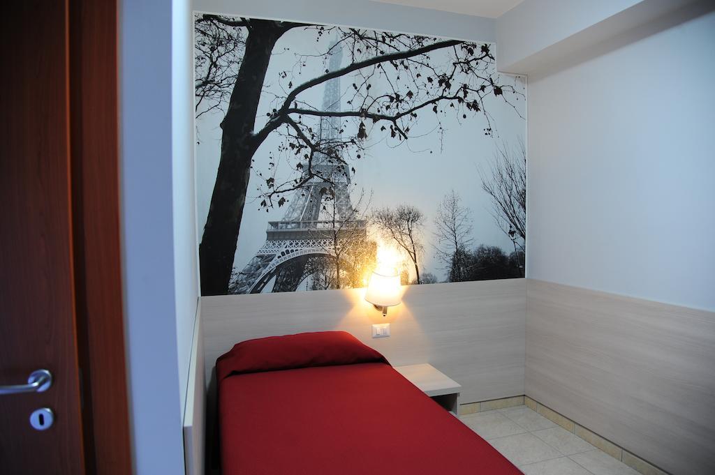 B&B Europa Potenza Cameră foto